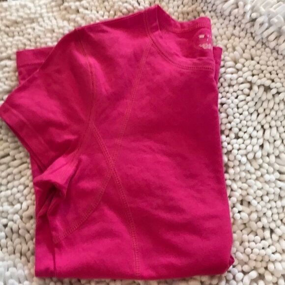 NWT Tek gear Size small pink short sleeves - Picture 8 of 8